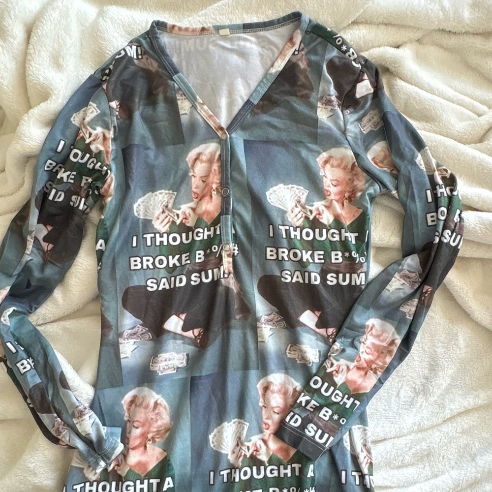 Graphic Marilyn Monroe Long Sleeve PJs Romper - Teal Multi